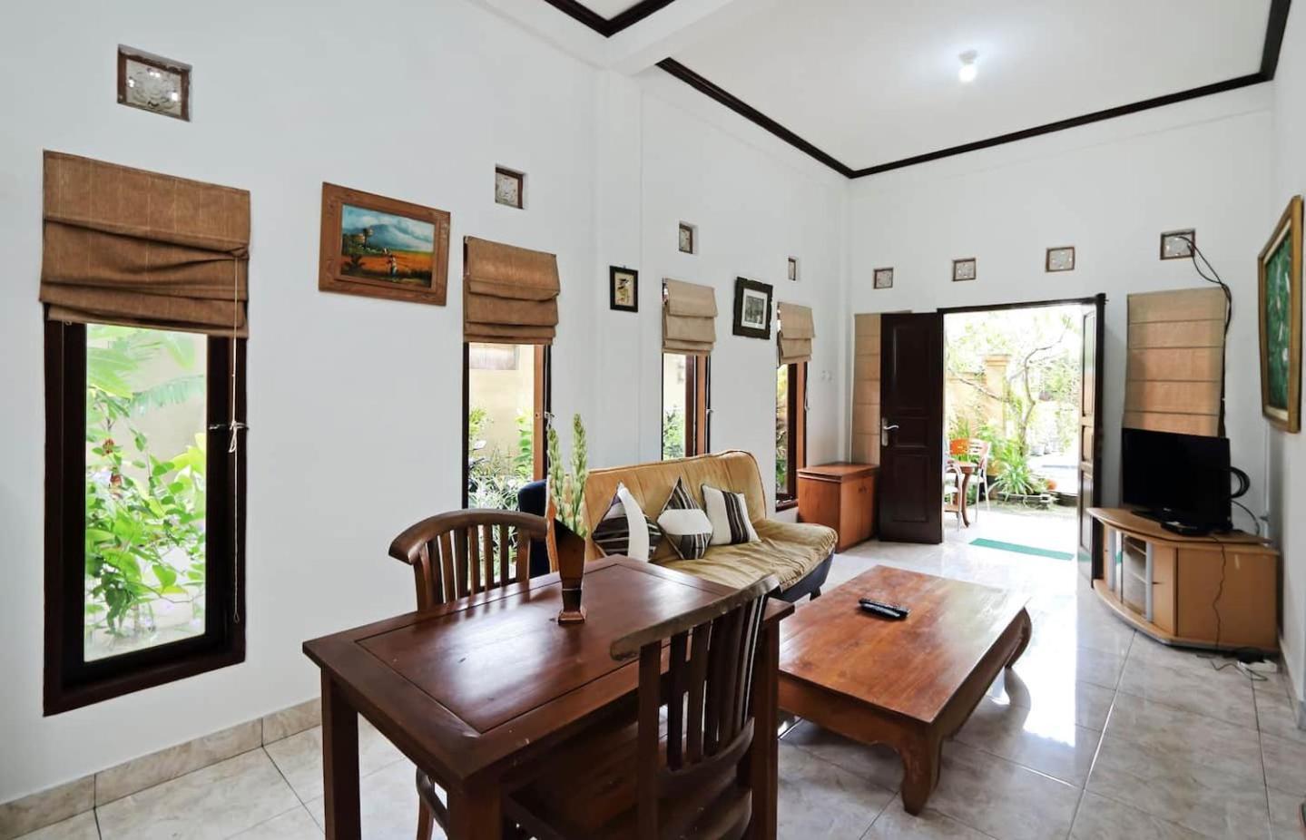 Rumah Akira Seminyak Exterior foto